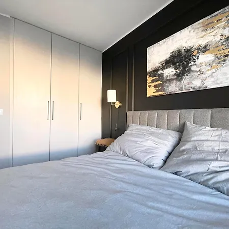 Redlowski Apartament * Γκντίνια